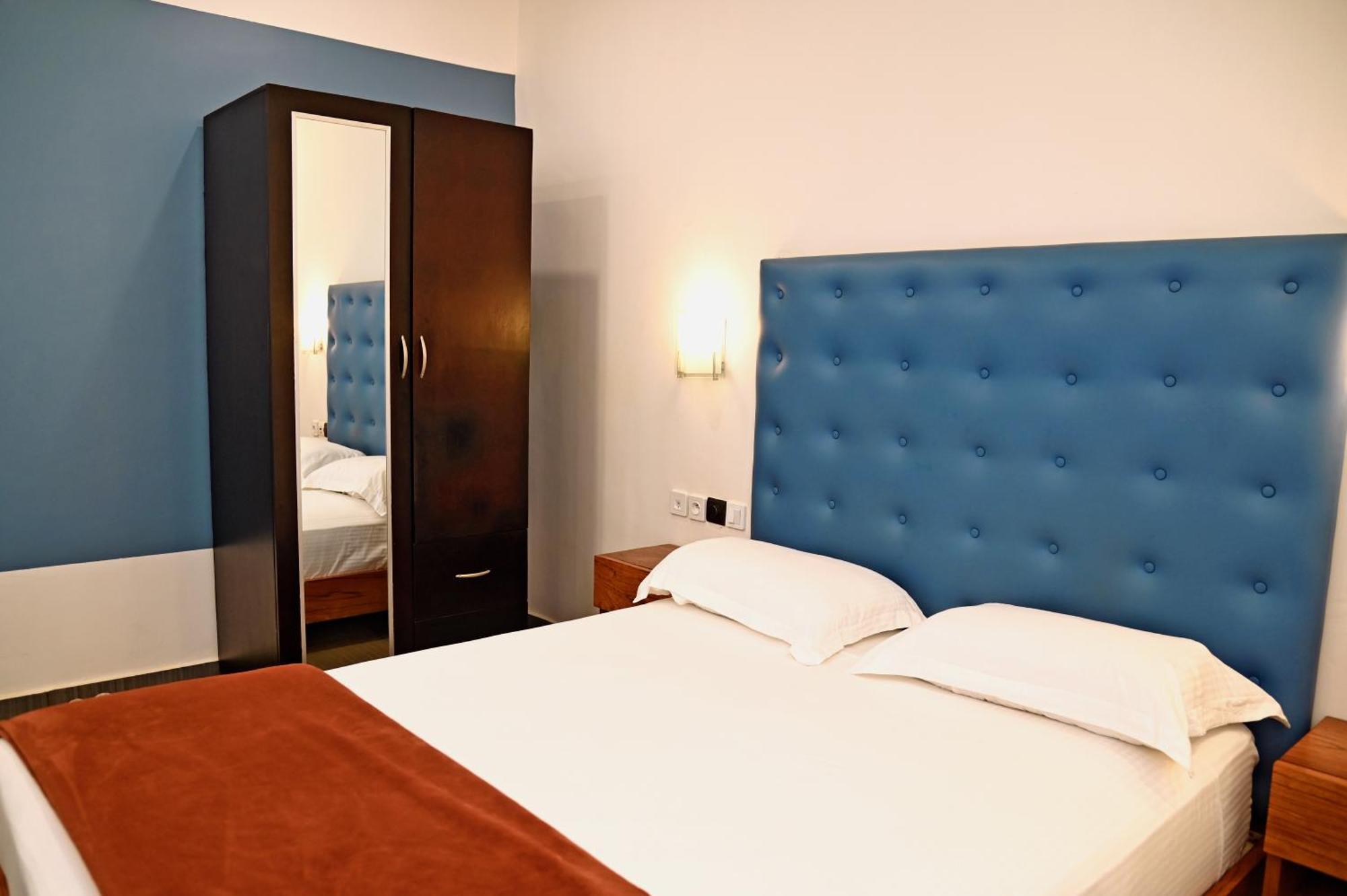 Cincinnati Hotel Yaoundé מראה חיצוני תמונה